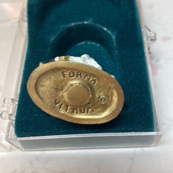 Vitreville Bride Groom Figurine Hand-Painted Cast Bronze Wedding Keepsake 16109 - Picture 5 of 7